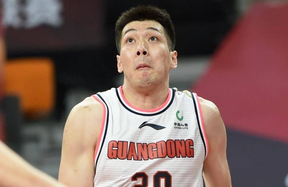 8月3号下午3点40，体育频道直播重大比赛