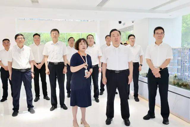 王浩专题调研文化建设“八项工程”实施20周年有关工作并赴省文化广电和旅游厅调度