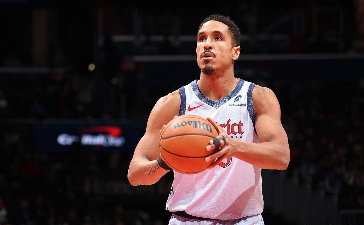 NBA新闻:勇士引援,威少或离开联盟?雄鹿签约消息公布