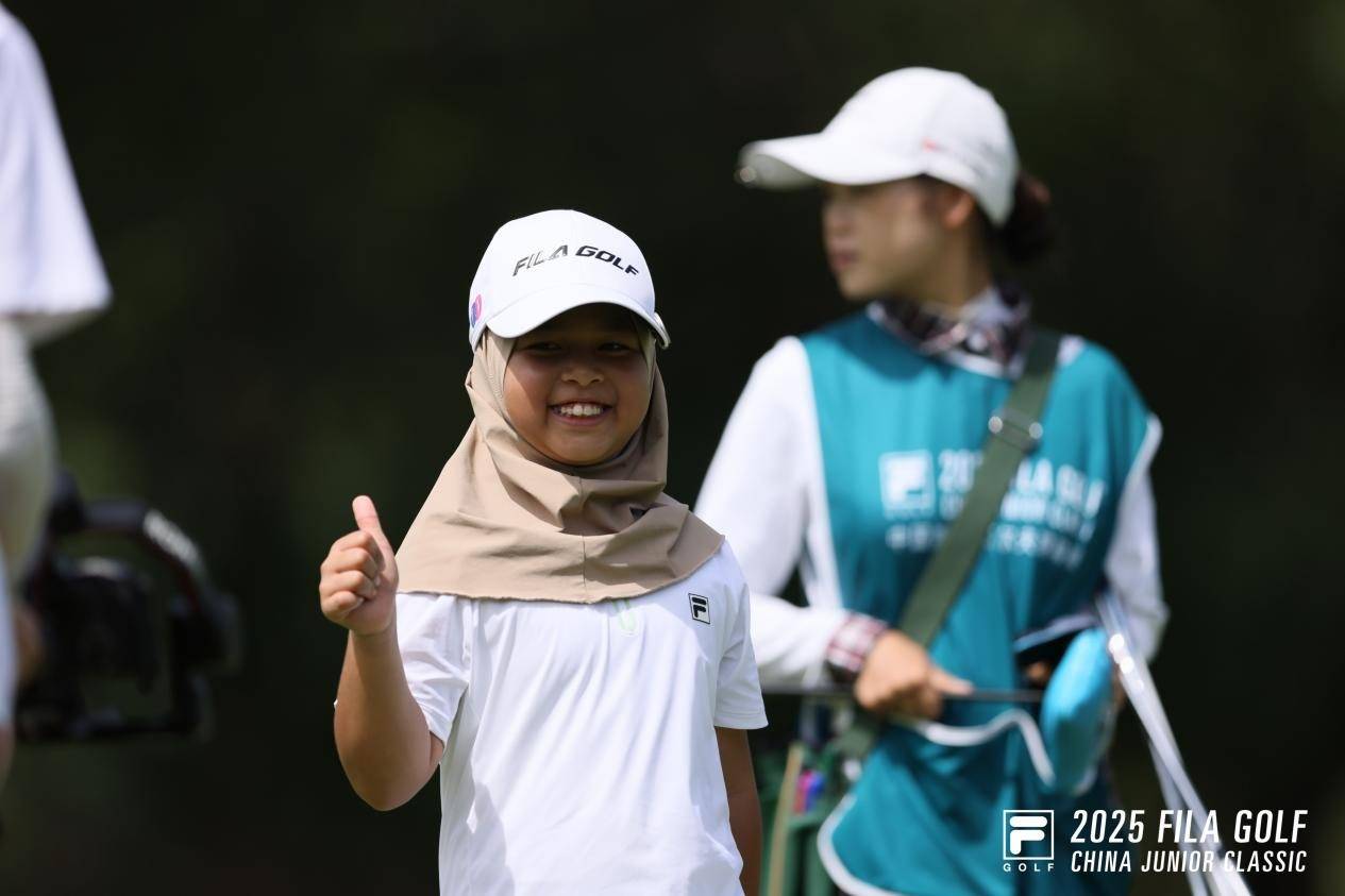 2025斐乐中国青少年高尔夫精英赛四冠诞生 黄裕龙逆袭男C组