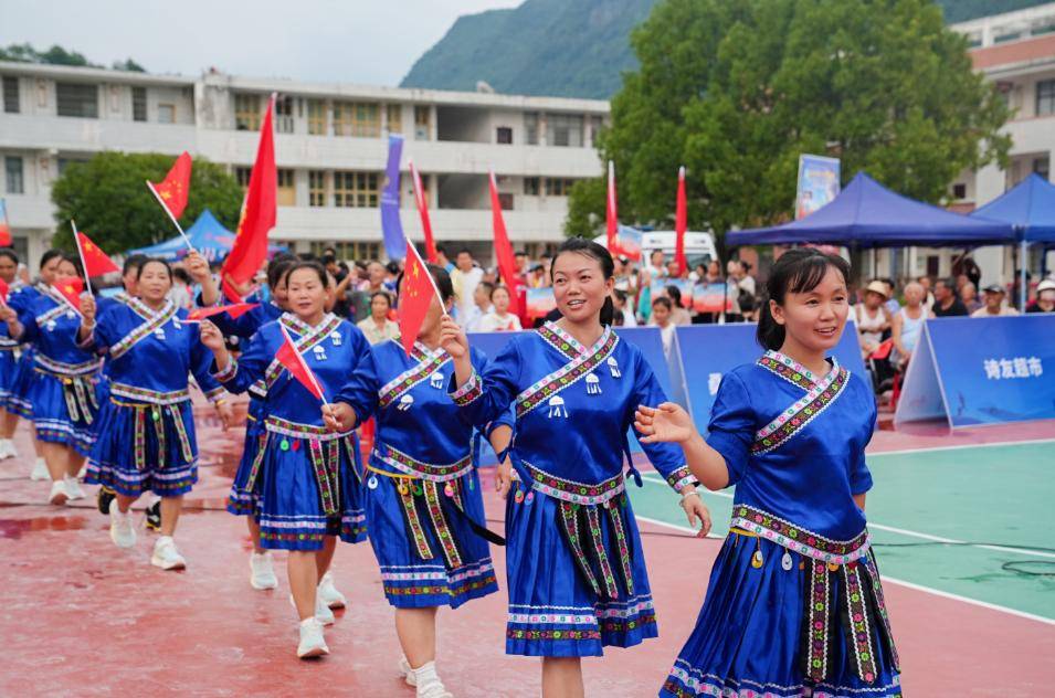 中华全国体育基金会-香港赛马会助力|2025“中华益动行”社区体育活动(桑植站)圆满收官