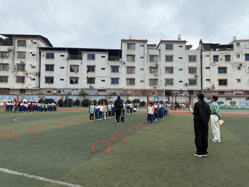 【党建引领·队伍提升】党建引领强体育,五育并举绽芳华——实验小学全县小学体育优质课现场教学竞赛喜获佳绩
